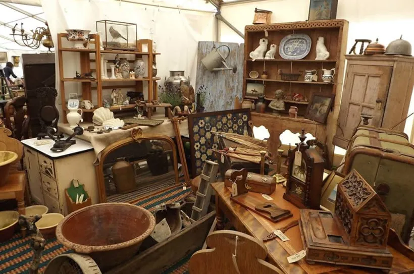Antiquesintents has a wonderful eclectic mix of antiques to suit all tastes and desires.